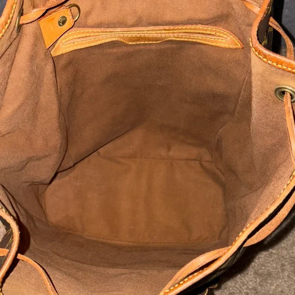 Authentic Vintage Louis Vuitton Dark Brown Monogram Backpack with Dustbag - Picture 11 of 16